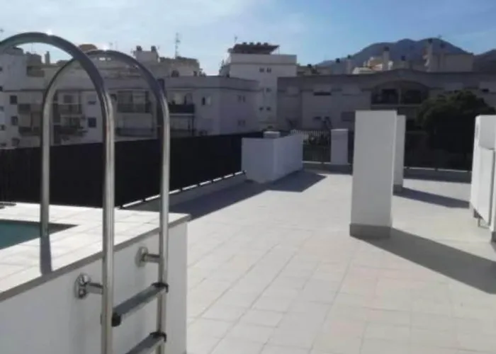 Nuevo Centro Con Piscina Appartamento