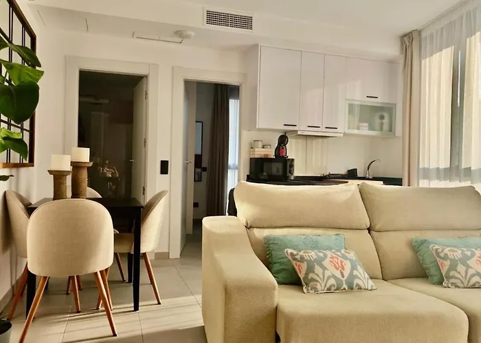 Nuevo Centro Con Piscina Apartamento *